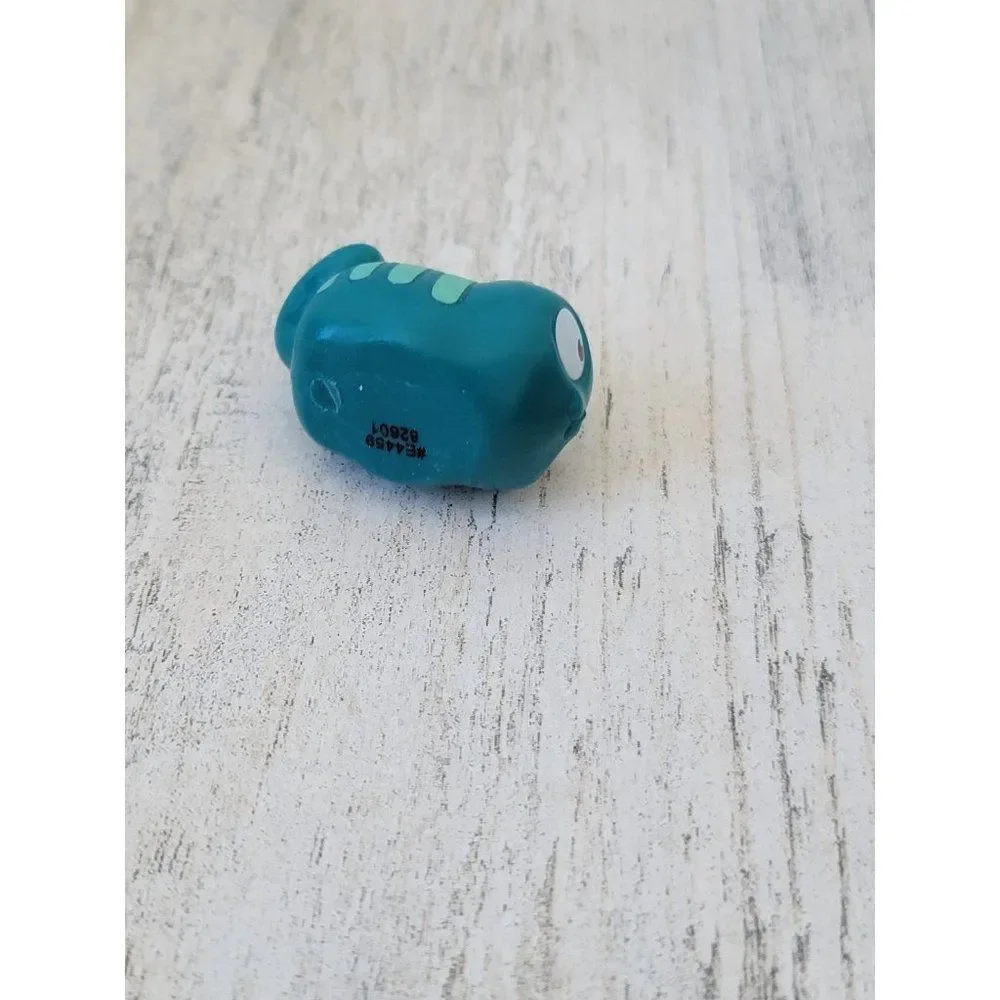 Hasbro lost kitties blue striped cat‎ mini toy figure